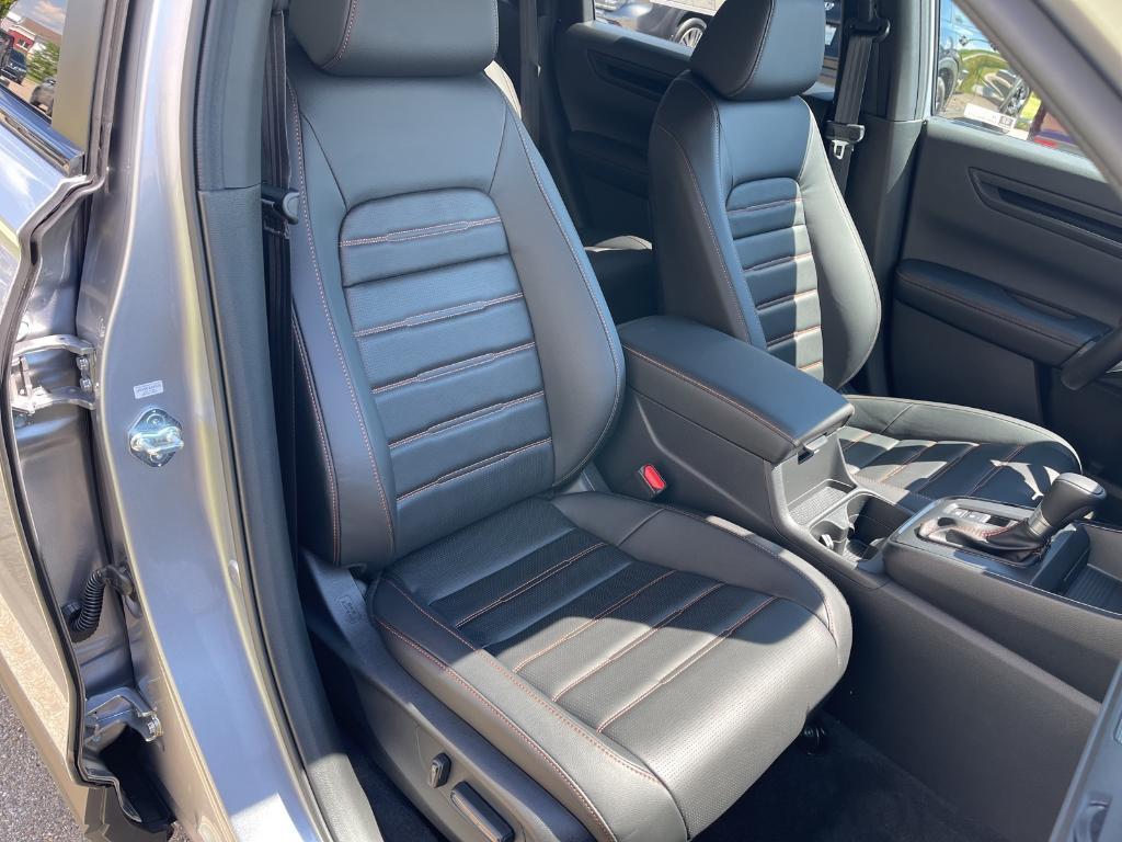 new 2026 Honda CR-V Hybrid car, priced at $41,620