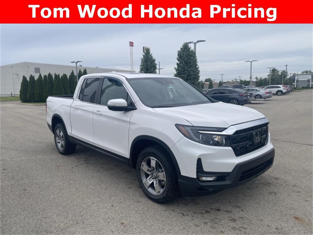 new 2025 Honda Ridgeline car, priced at $43,954