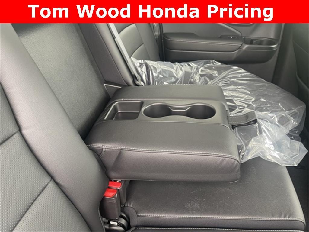 new 2025 Honda Ridgeline car, priced at $43,954