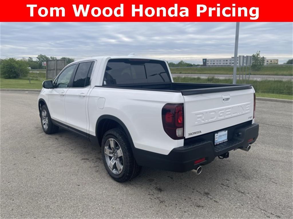 new 2025 Honda Ridgeline car, priced at $43,954