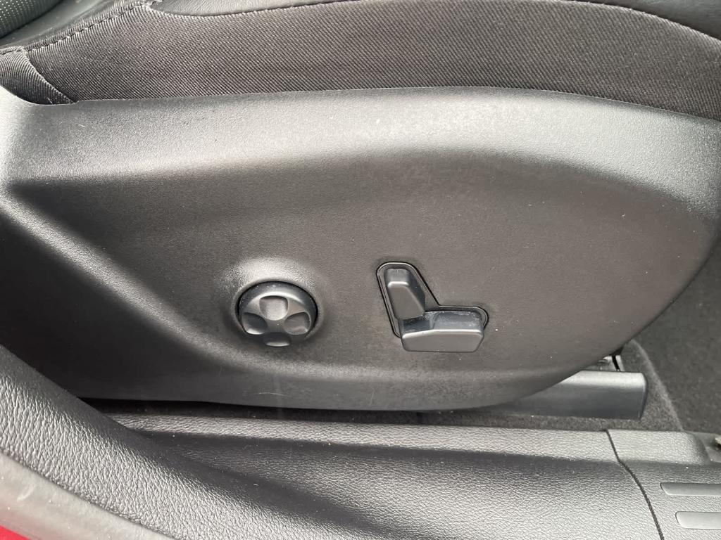 used 2021 Jeep Cherokee car, priced at $21,750