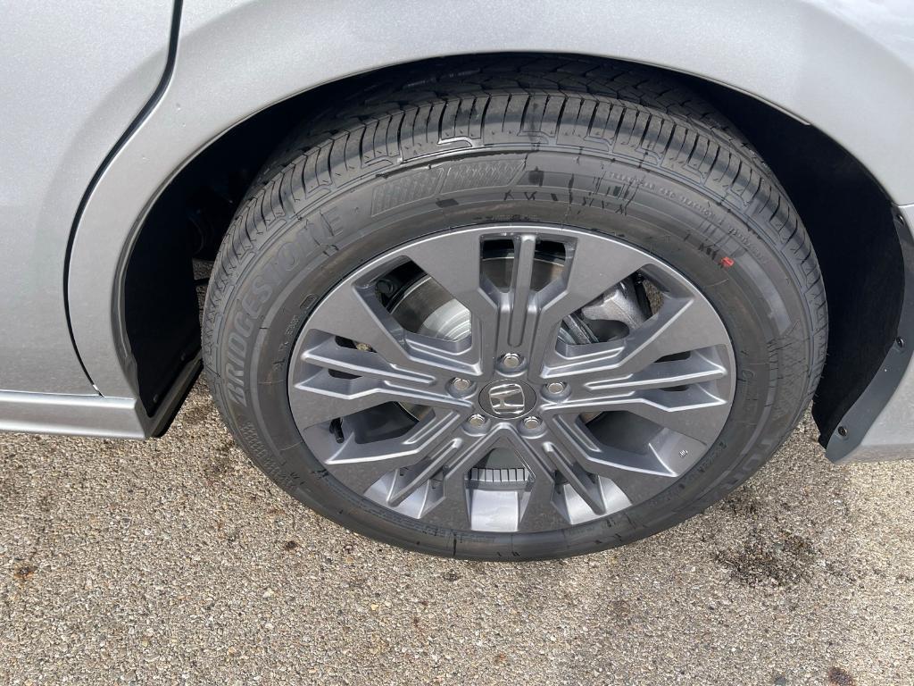 new 2026 Honda Odyssey car, priced at $48,990