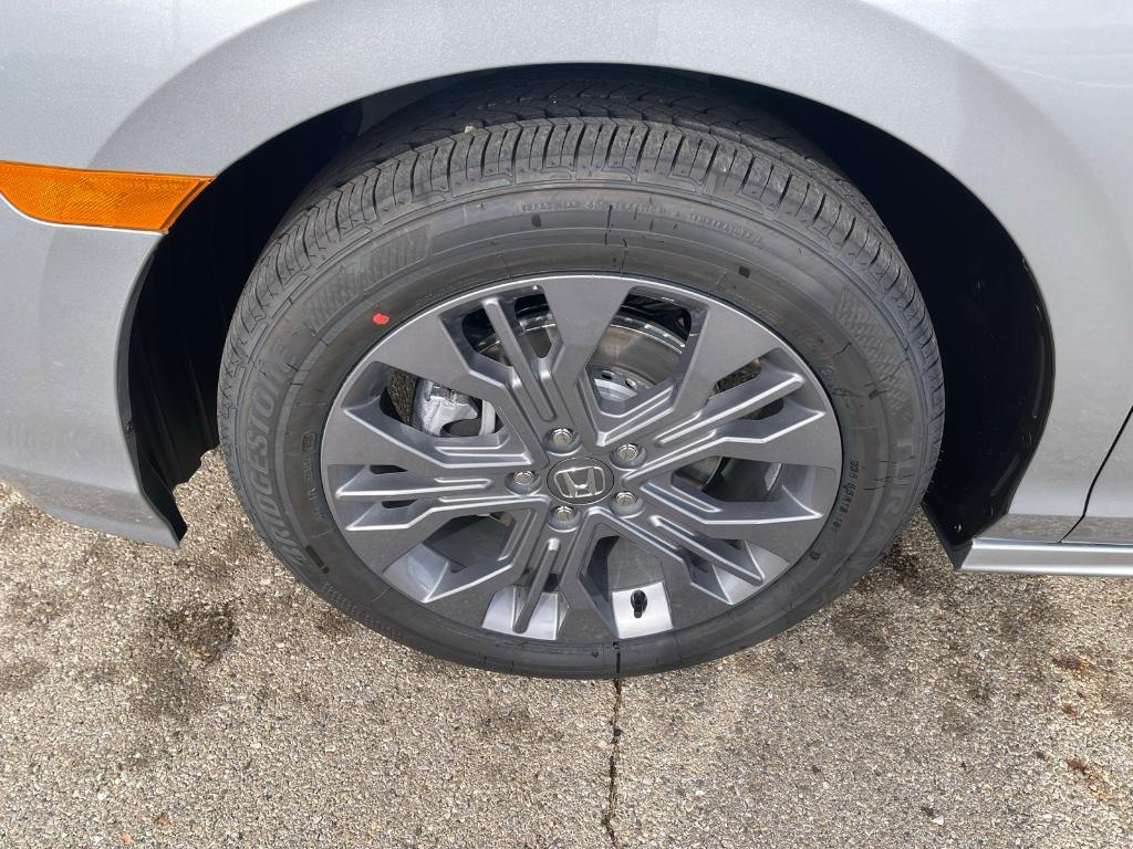 new 2026 Honda Odyssey car, priced at $48,990