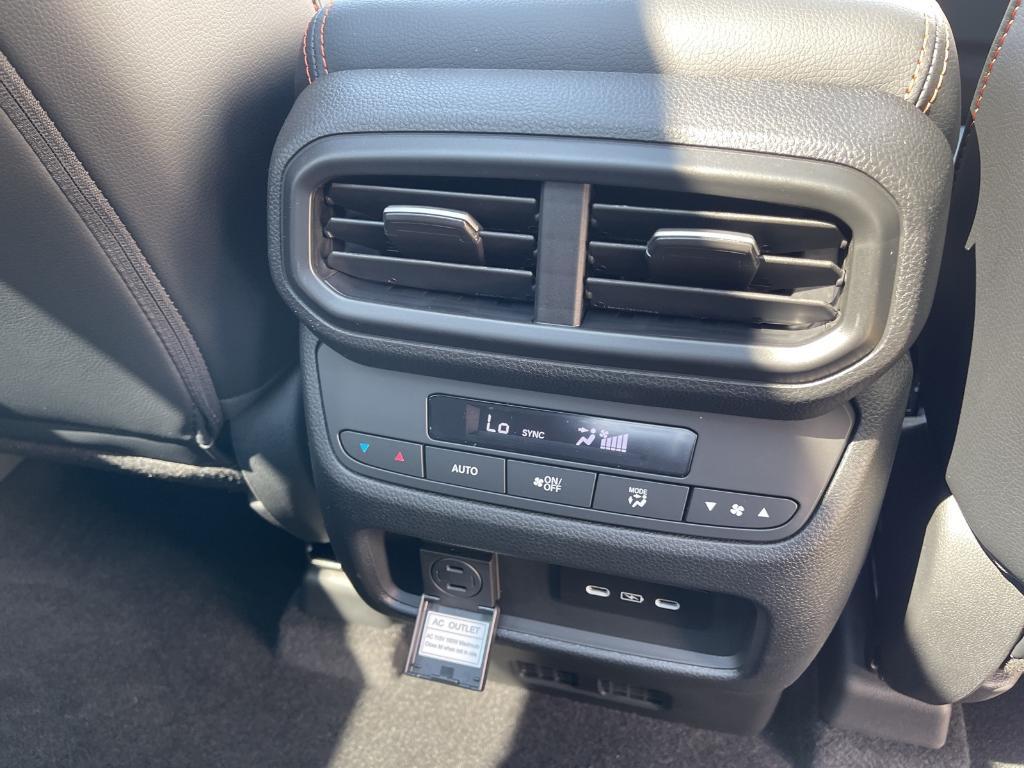 new 2025 Honda Pilot car, priced at $51,350