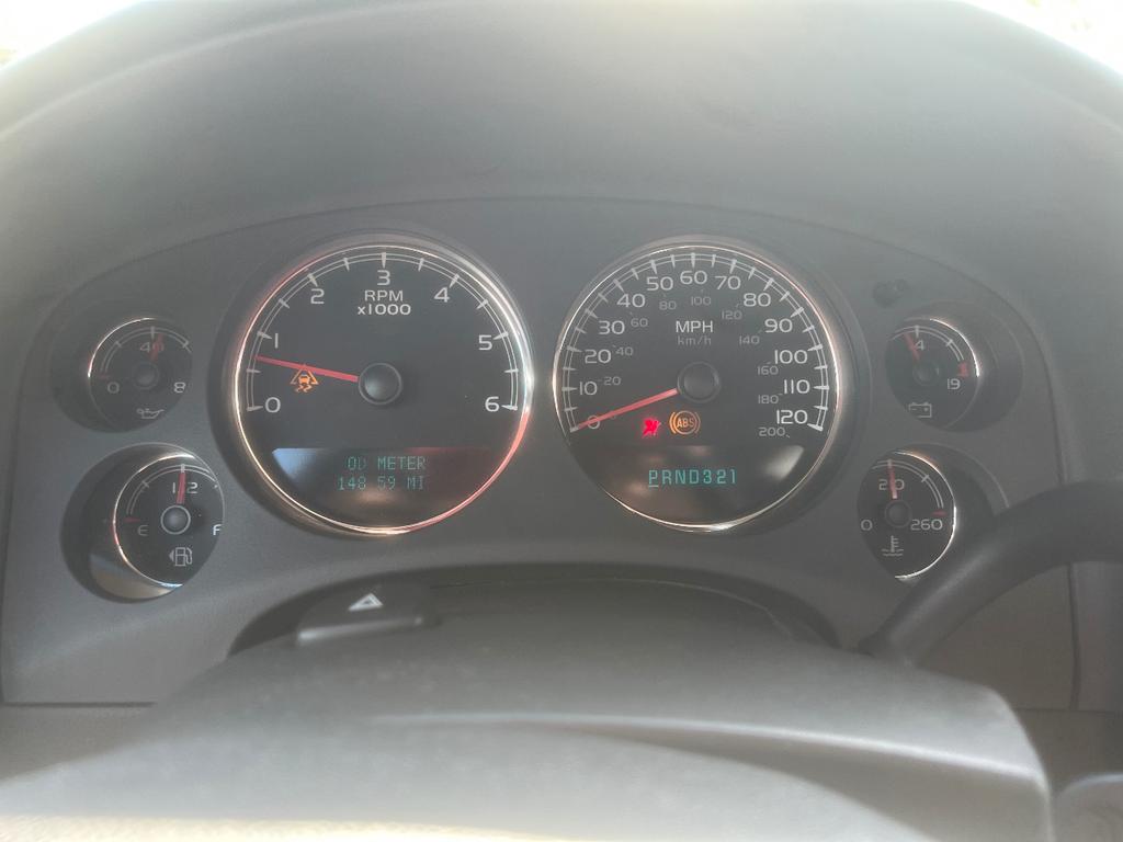 used 2007 Chevrolet Avalanche car, priced at $6,500