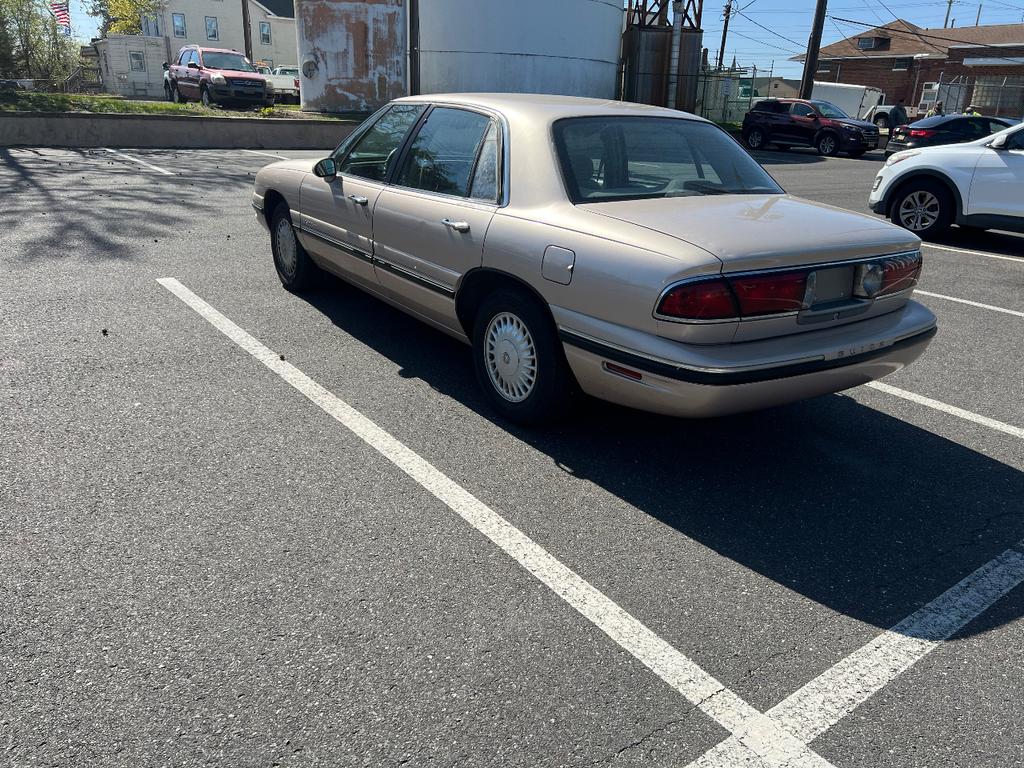 used 1998 Buick LeSabre car, priced at $3,000