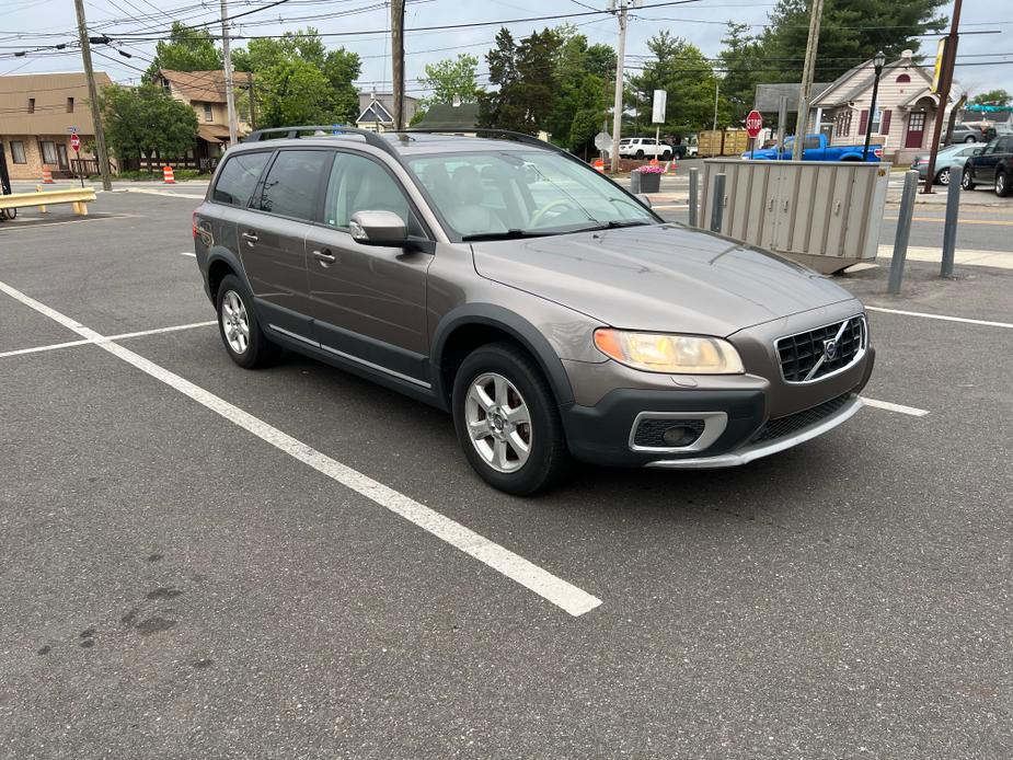 used 2008 Volvo XC70 car, priced at $5,800