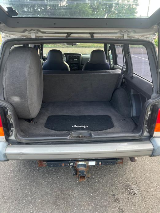 used 2000 Jeep Cherokee car, priced at $4,000