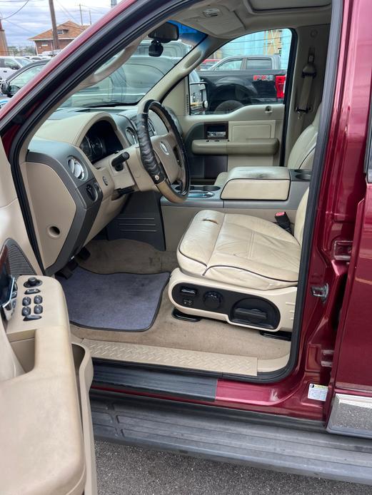 used 2006 Lincoln Mark LT car, priced at $7,500