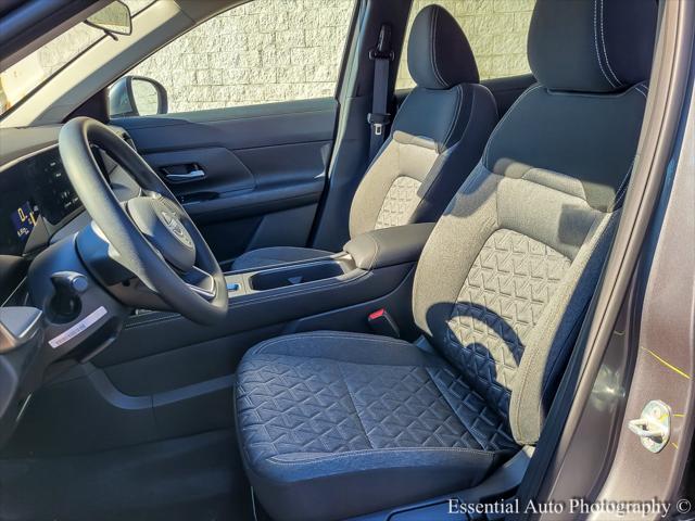 new 2025 Nissan Kicks car, priced at $26,327