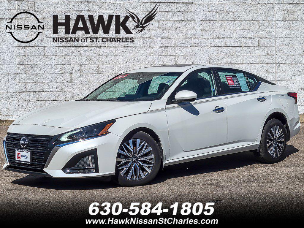 used 2023 Nissan Altima car, priced at $25,399