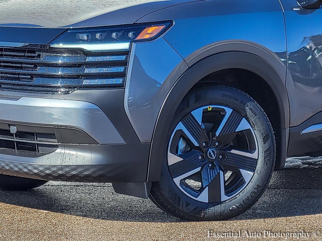 new 2025 Nissan Kicks car, priced at $23,939