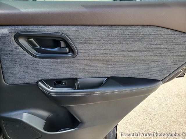 used 2021 Nissan Rogue car, priced at $23,599