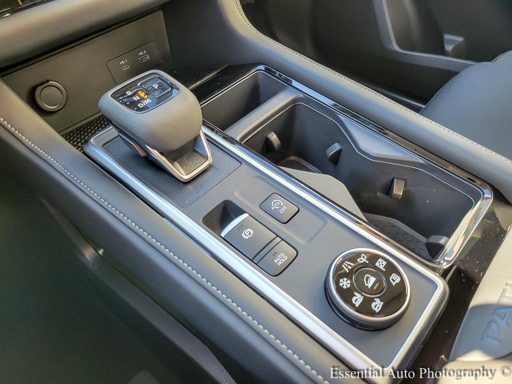 new 2025 Nissan Pathfinder car, priced at $34,478