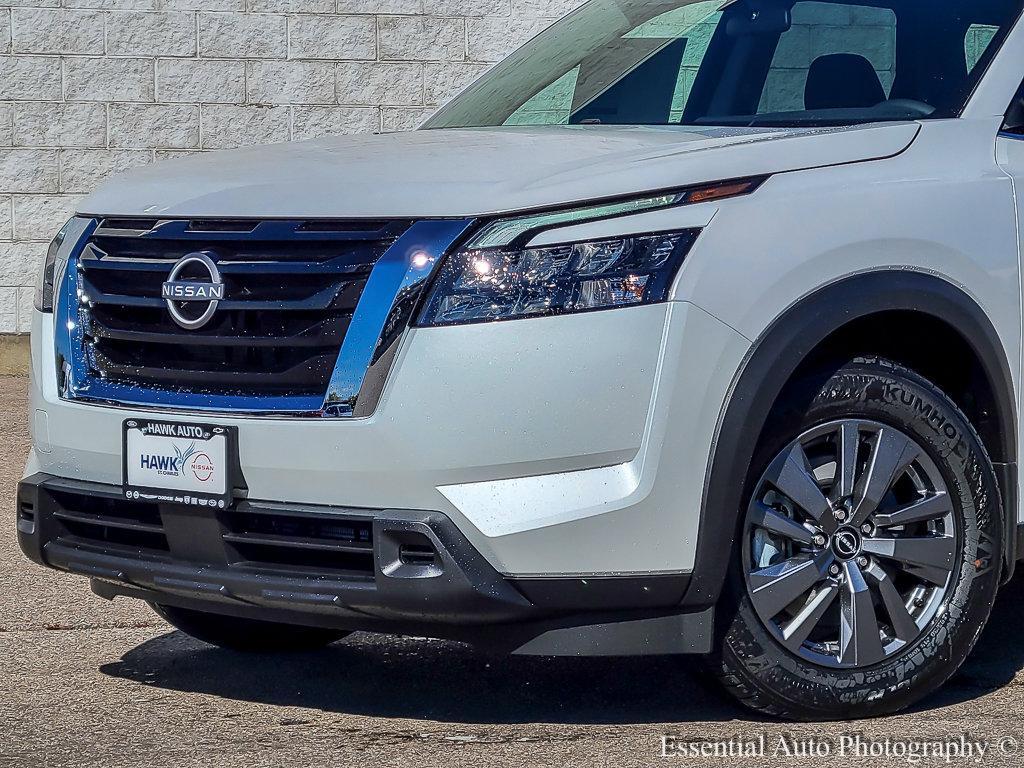 new 2025 Nissan Pathfinder car, priced at $34,478