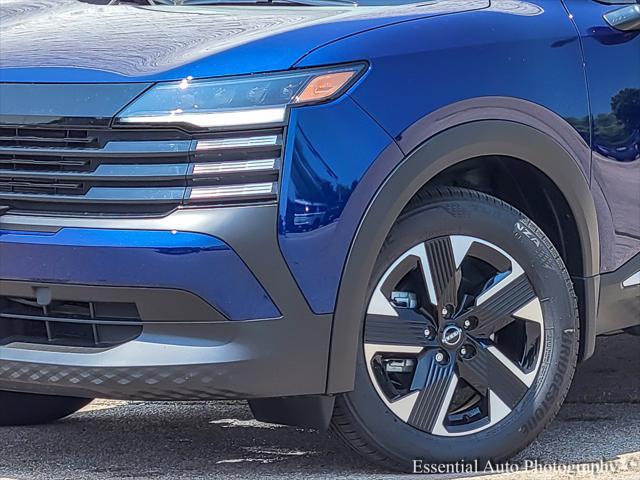 new 2025 Nissan Kicks car, priced at $28,280