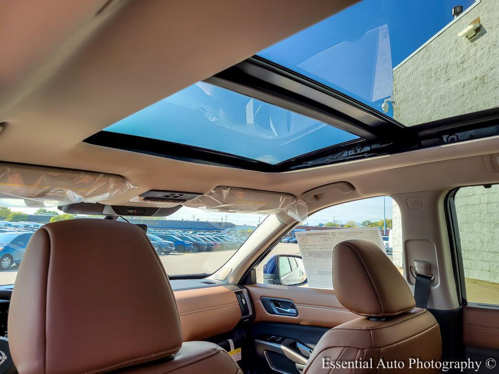 new 2025 Nissan Pathfinder car, priced at $45,147
