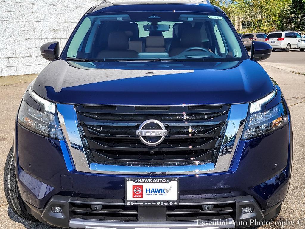 new 2025 Nissan Pathfinder car, priced at $45,147