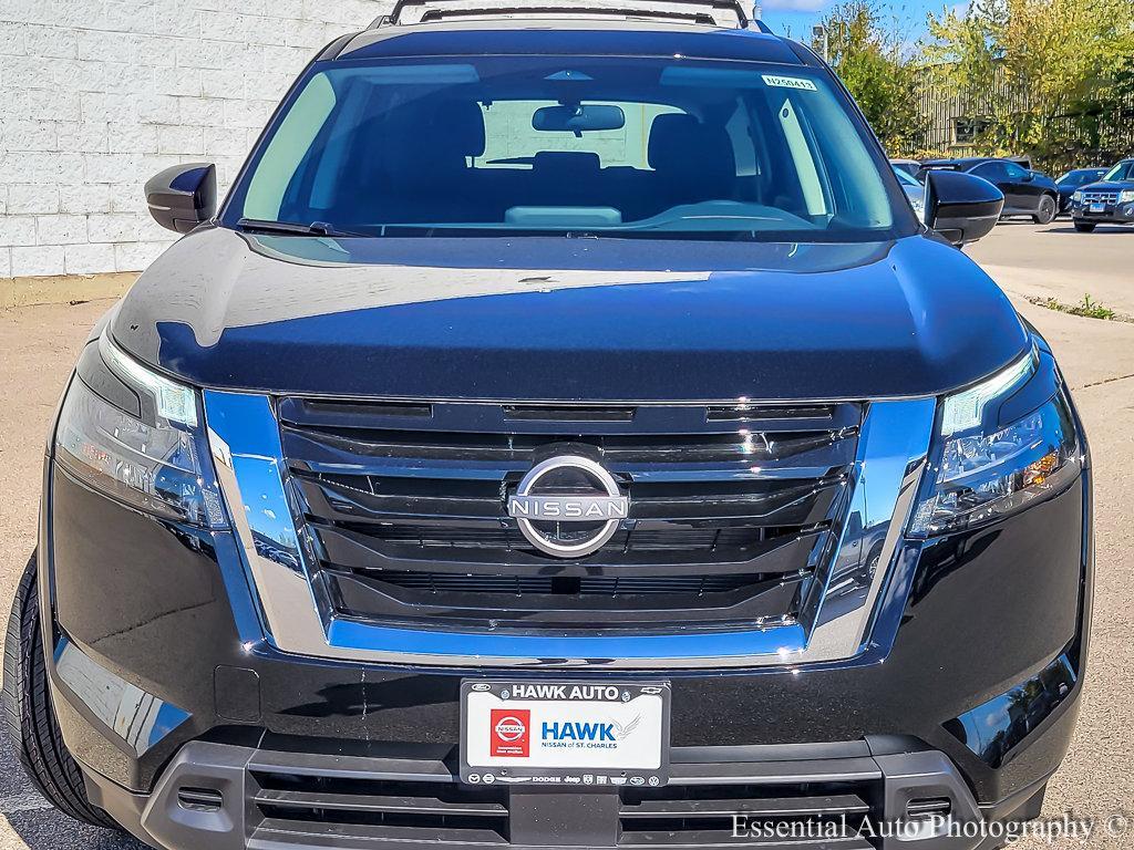 new 2025 Nissan Pathfinder car, priced at $36,072