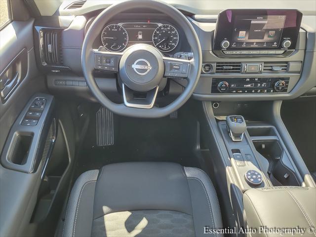 new 2025 Nissan Pathfinder car, priced at $39,780