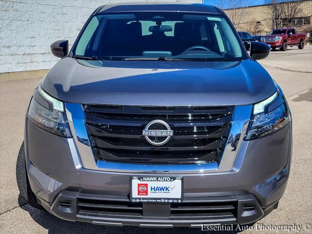 new 2025 Nissan Pathfinder car, priced at $39,780