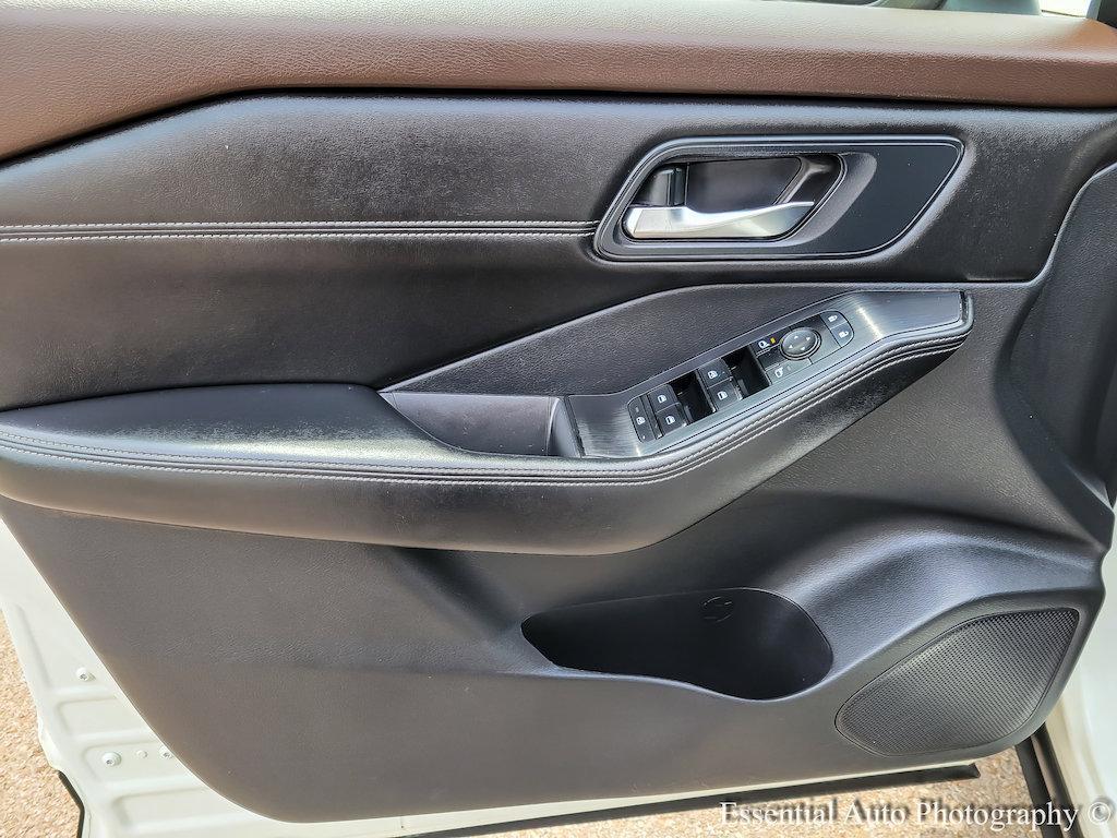used 2022 Nissan Rogue car, priced at $21,991