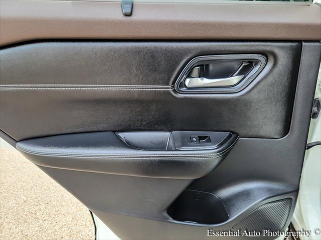 used 2022 Nissan Rogue car, priced at $23,999