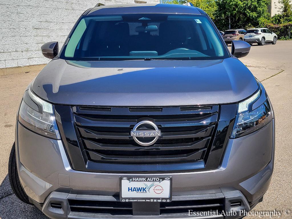 used 2024 Nissan Pathfinder car, priced at $30,999