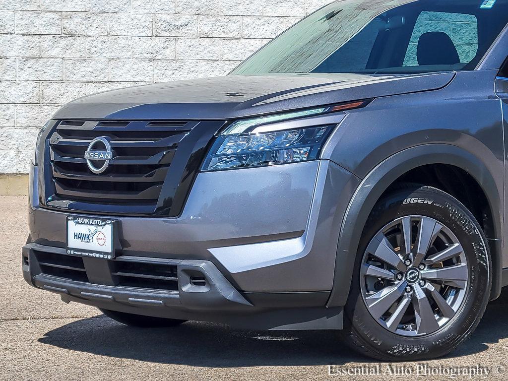 used 2024 Nissan Pathfinder car, priced at $30,999