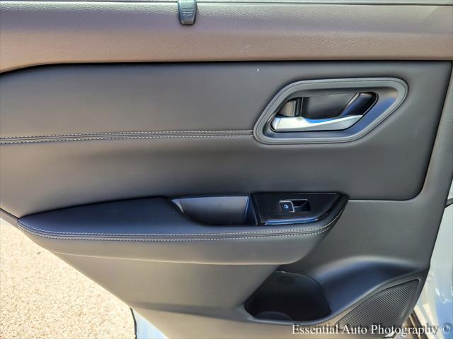 used 2023 Nissan Rogue car, priced at $33,099