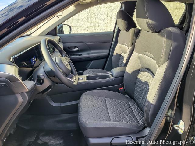 new 2025 Nissan Kicks car, priced at $24,904