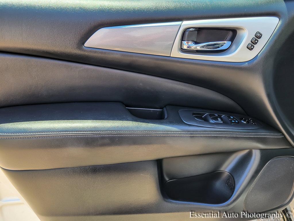 used 2020 Nissan Pathfinder car, priced at $22,999