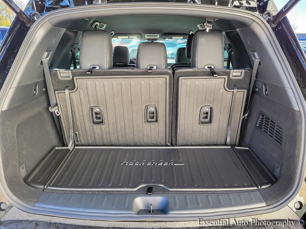 new 2025 Nissan Pathfinder car, priced at $36,687