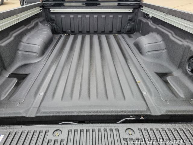 new 2025 Nissan Frontier car, priced at $49,815