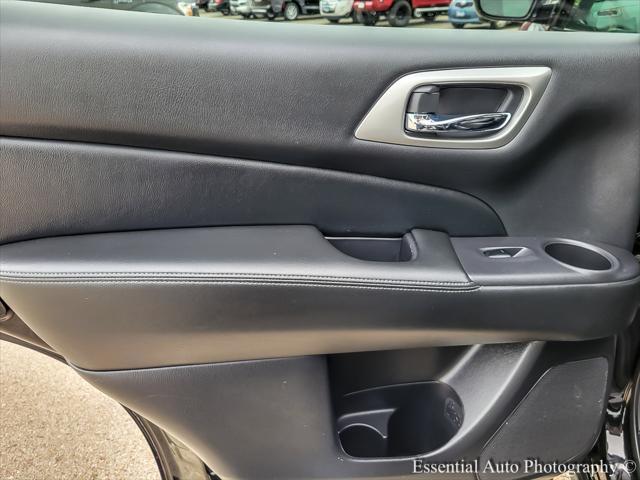 used 2020 Nissan Pathfinder car, priced at $25,499