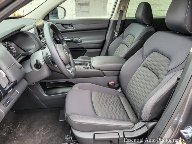 new 2025 Nissan Pathfinder car, priced at $37,367