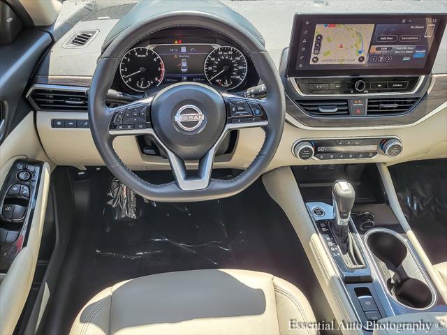 used 2023 Nissan Altima car, priced at $28,999