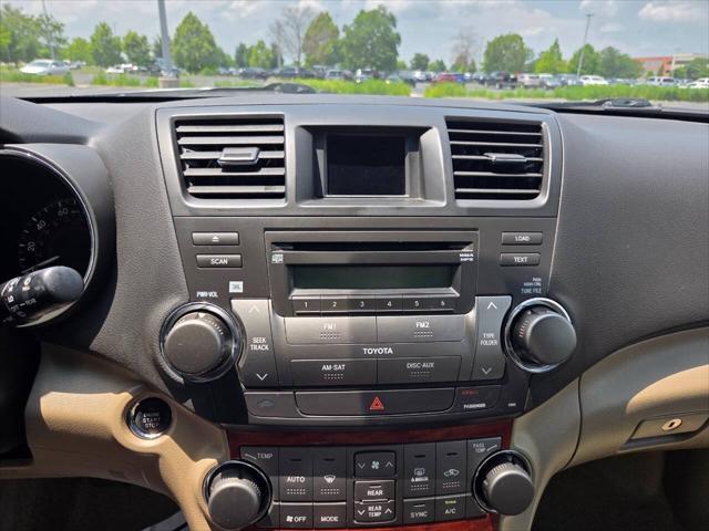 used 2008 Toyota Highlander car, priced at $12,900