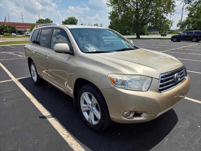 used 2008 Toyota Highlander car, priced at $12,900