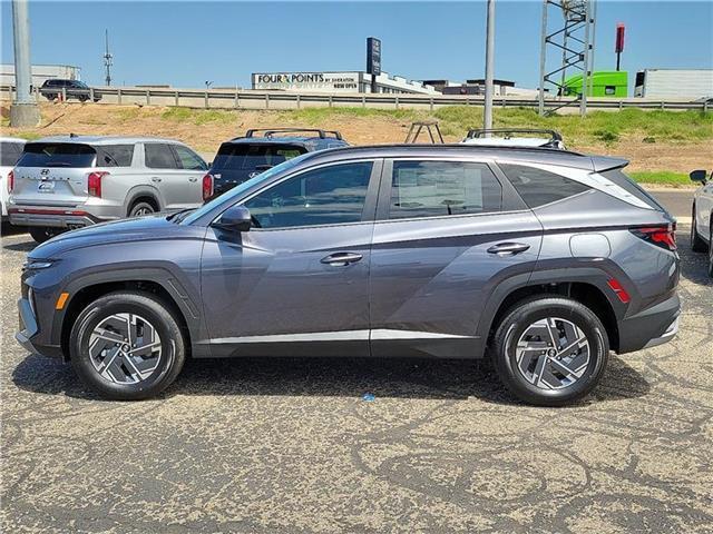 new 2025 Hyundai TUCSON Hybrid car, priced at $35,445