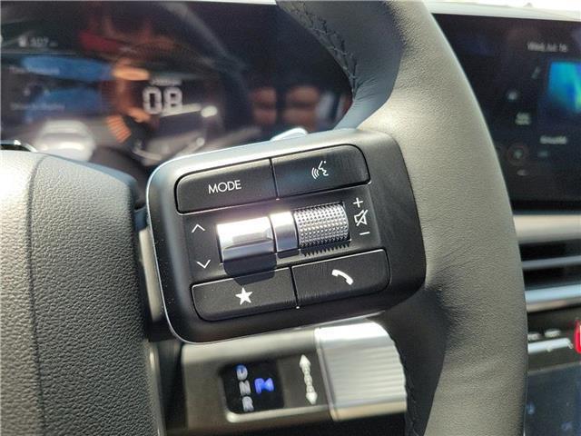 new 2025 Hyundai Santa Fe car, priced at $44,115