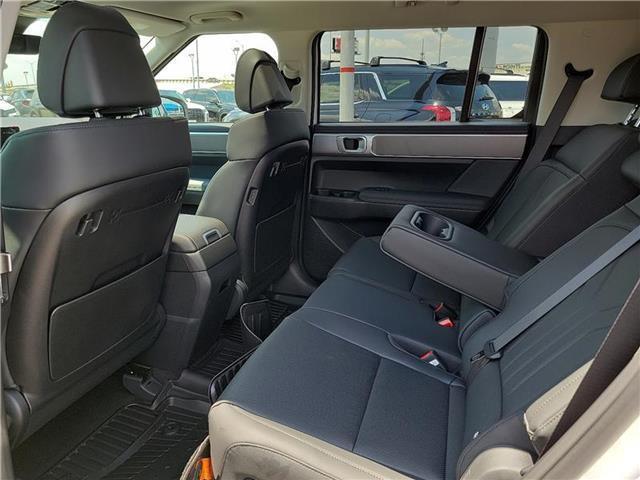 new 2025 Hyundai Santa Fe car, priced at $44,115