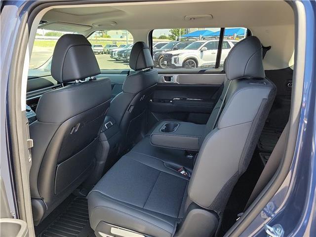 new 2025 Hyundai Santa Fe car, priced at $43,615