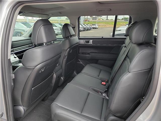 new 2025 Hyundai SANTA FE HEV car, priced at $47,279