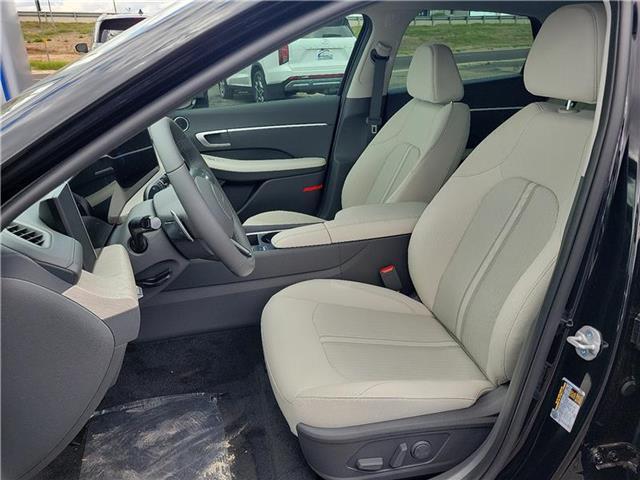 new 2025 Hyundai Sonata Hybrid car, priced at $33,030