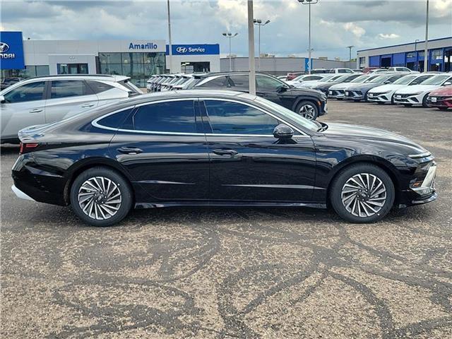 new 2025 Hyundai Sonata Hybrid car, priced at $33,030