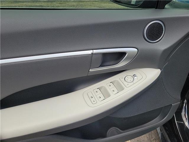 new 2025 Hyundai Sonata Hybrid car, priced at $33,030