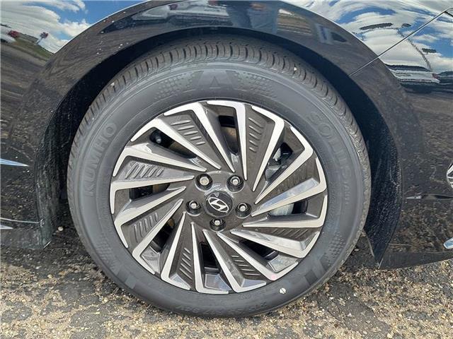 new 2025 Hyundai Sonata Hybrid car, priced at $33,030