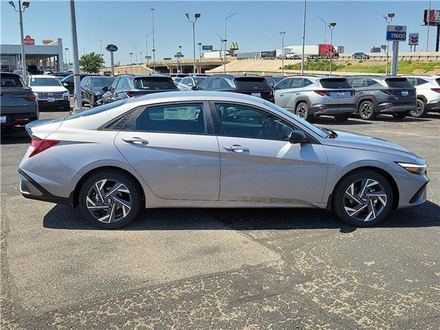 new 2025 Hyundai Elantra car, priced at $25,105
