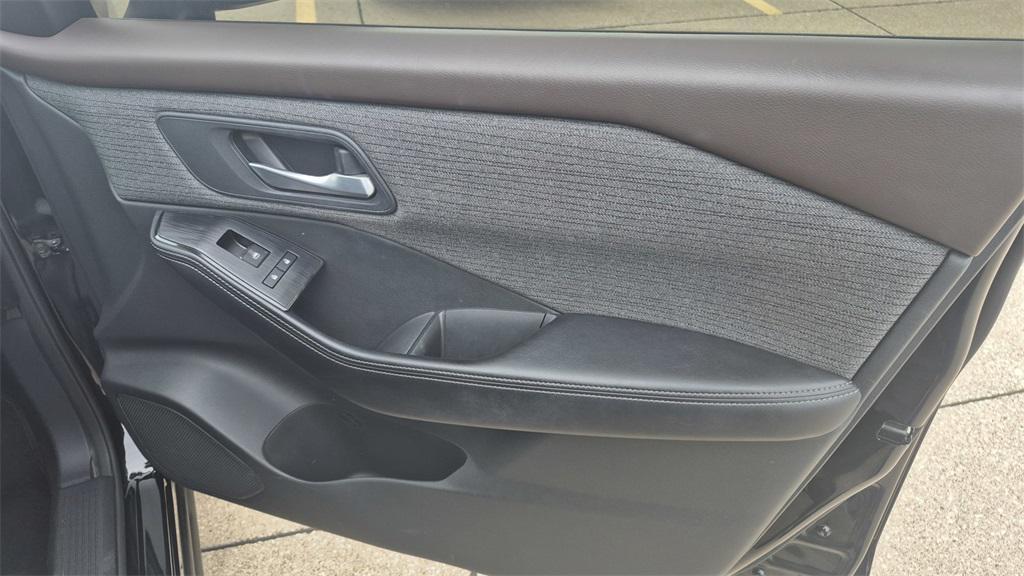 used 2021 Nissan Rogue car, priced at $19,157